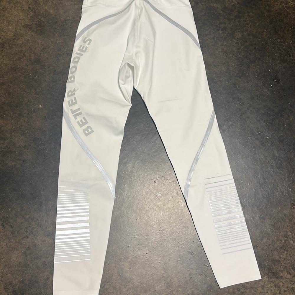 BETTER BODIES White and Silver Leggings